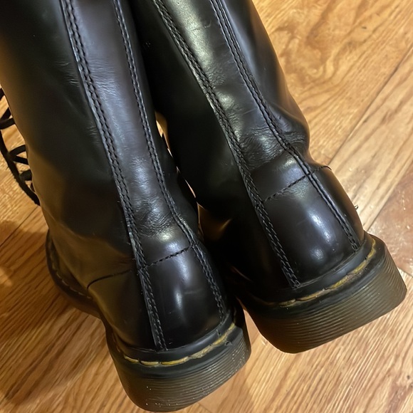 Dr. Martens classic combat boots, s7 - Picture 7 of 10